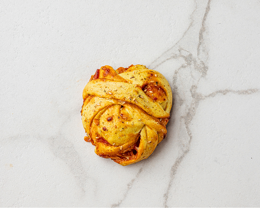 Pepperoni & Cheese Knot